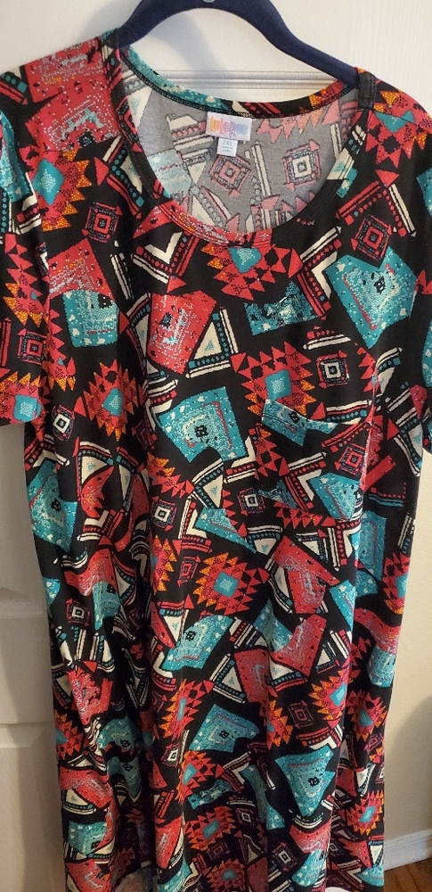 Lularoe Carly 2x dress